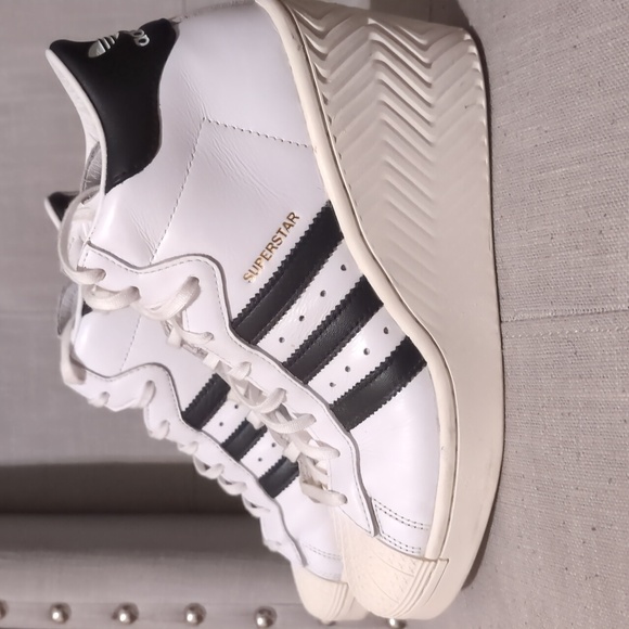 adidas Originals Superstar Ellure Wedge Shoes - Picture 2 of 12